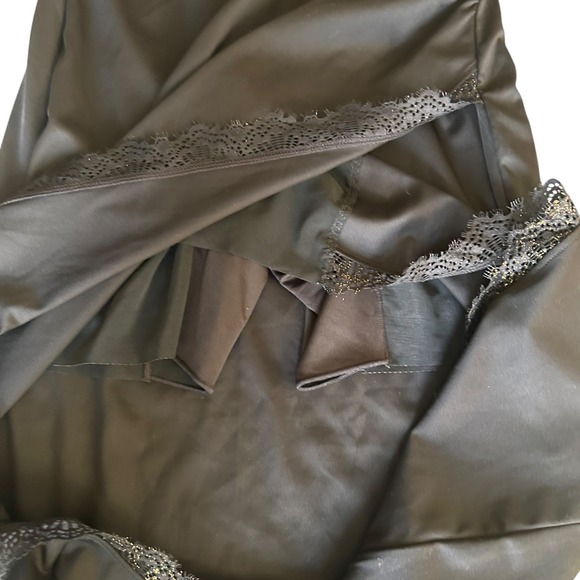 Popilush Black Lace Trim Ruched High Slit Shapewear Midi Skirt Built-in Shorts - Picture 5 of 6